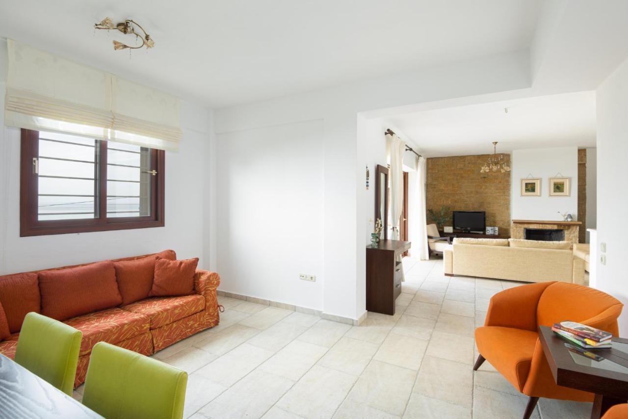 Seagrove, Beachfront Villa In Possidi #Feelslikehome Skala Fourkas Exterior photo