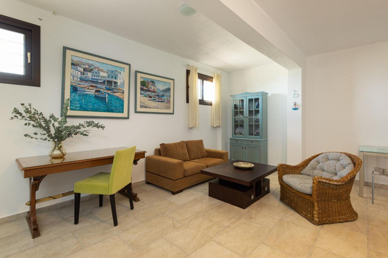 Seagrove, Beachfront Villa In Possidi #Feelslikehome Skala Fourkas Exterior photo