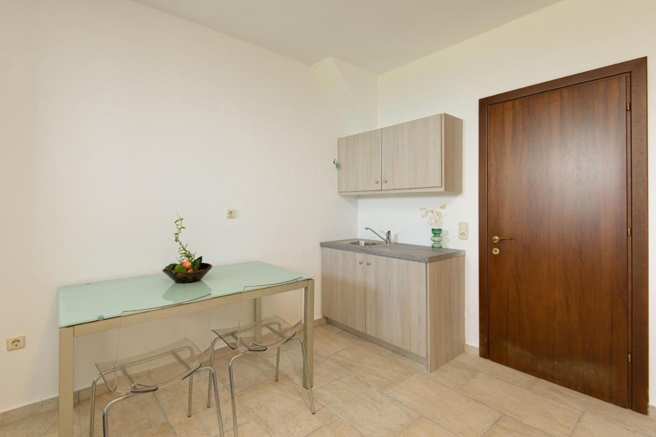 Seagrove, Beachfront Villa In Possidi #Feelslikehome Skala Fourkas Exterior photo